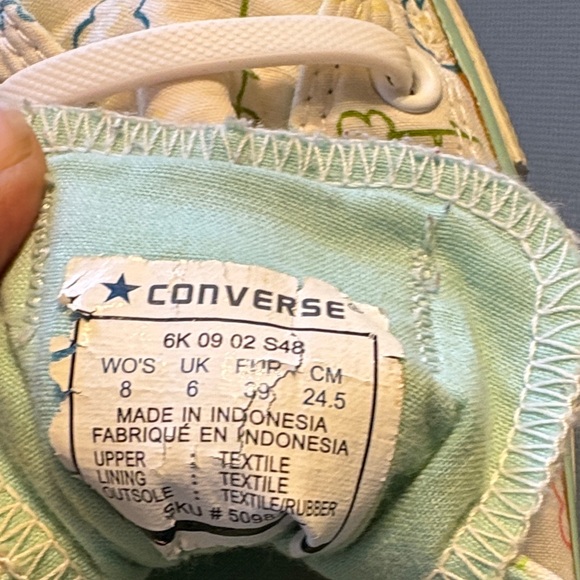 All Star Women's Floral Sneakers - Cream Multi - Picture 5 of 8